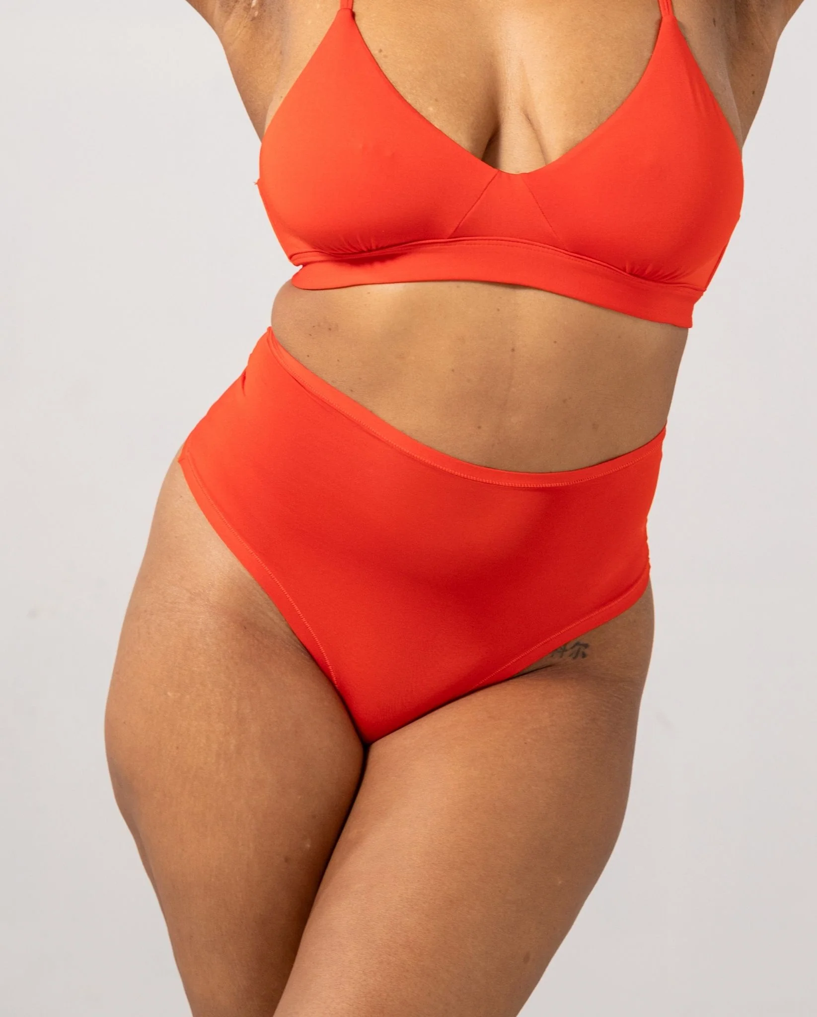 Micro Highwaist Thong 3-Pack Fiery Red - Image 4
