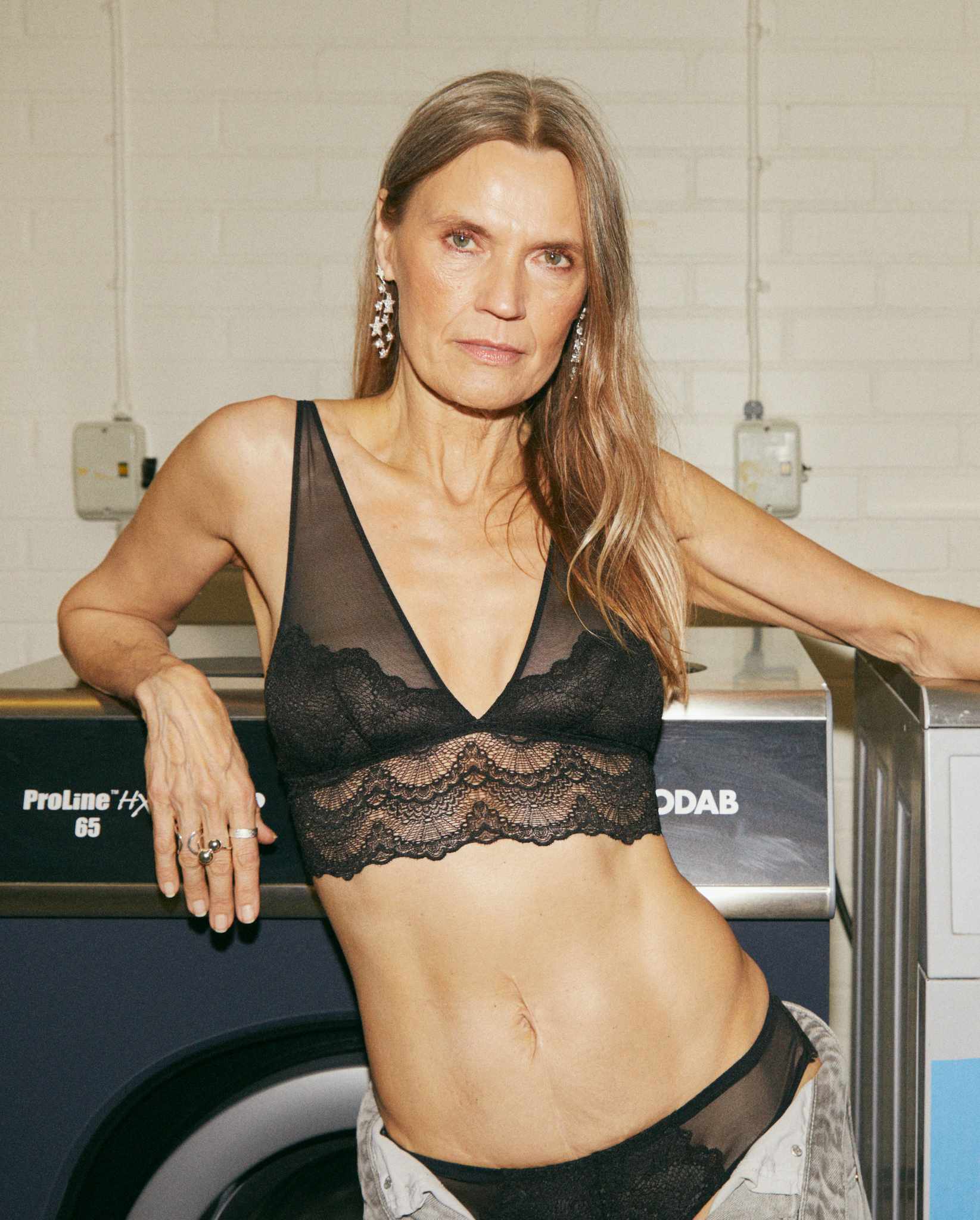 Lace Mesh Plunge Bralette Top Black - Image 7