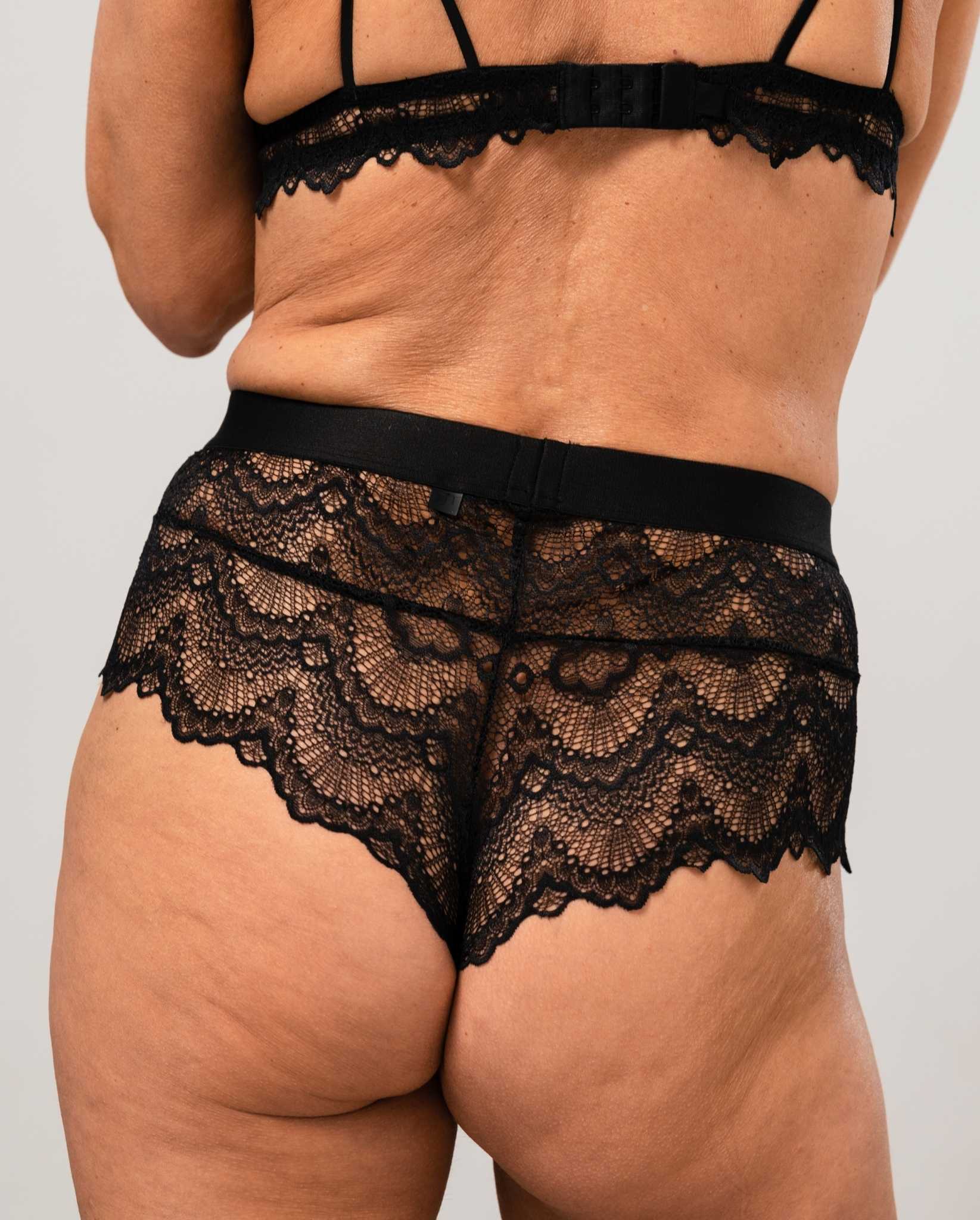 Lace Highwaist String Black - Image 4