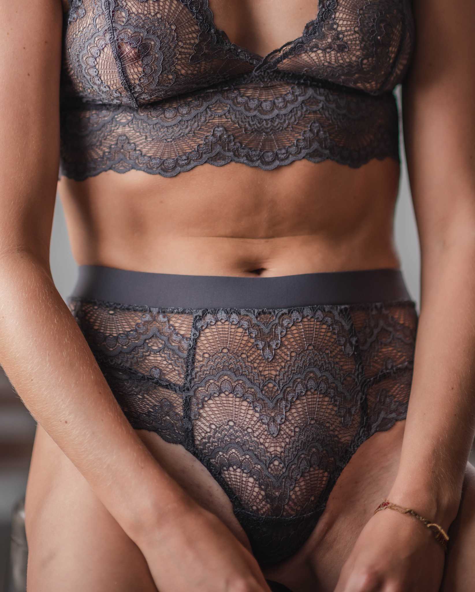 Lace Highwaist String Grey - Image 4