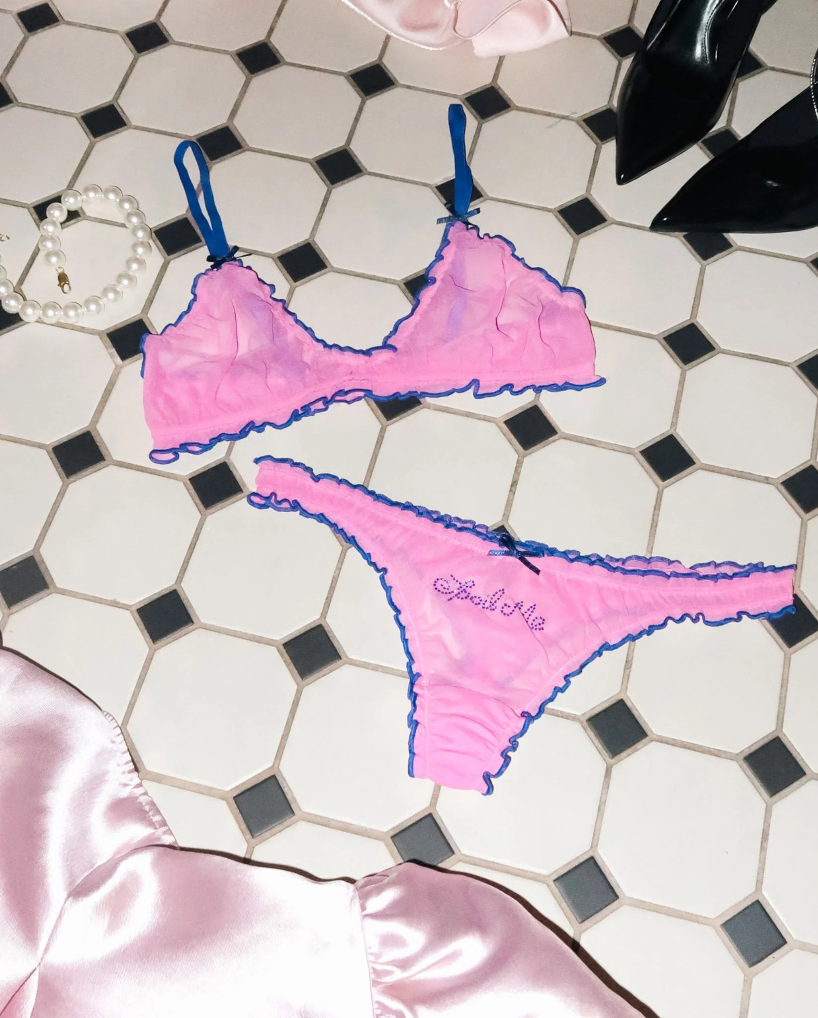 Mesh Ruffle Triangle Bralette Candy Pink/Electric Blue - Image 9