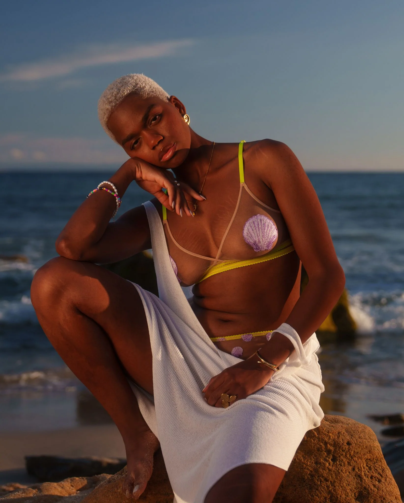 Mesh Triangle Bralette Warm Nude/Lilac - Image 9