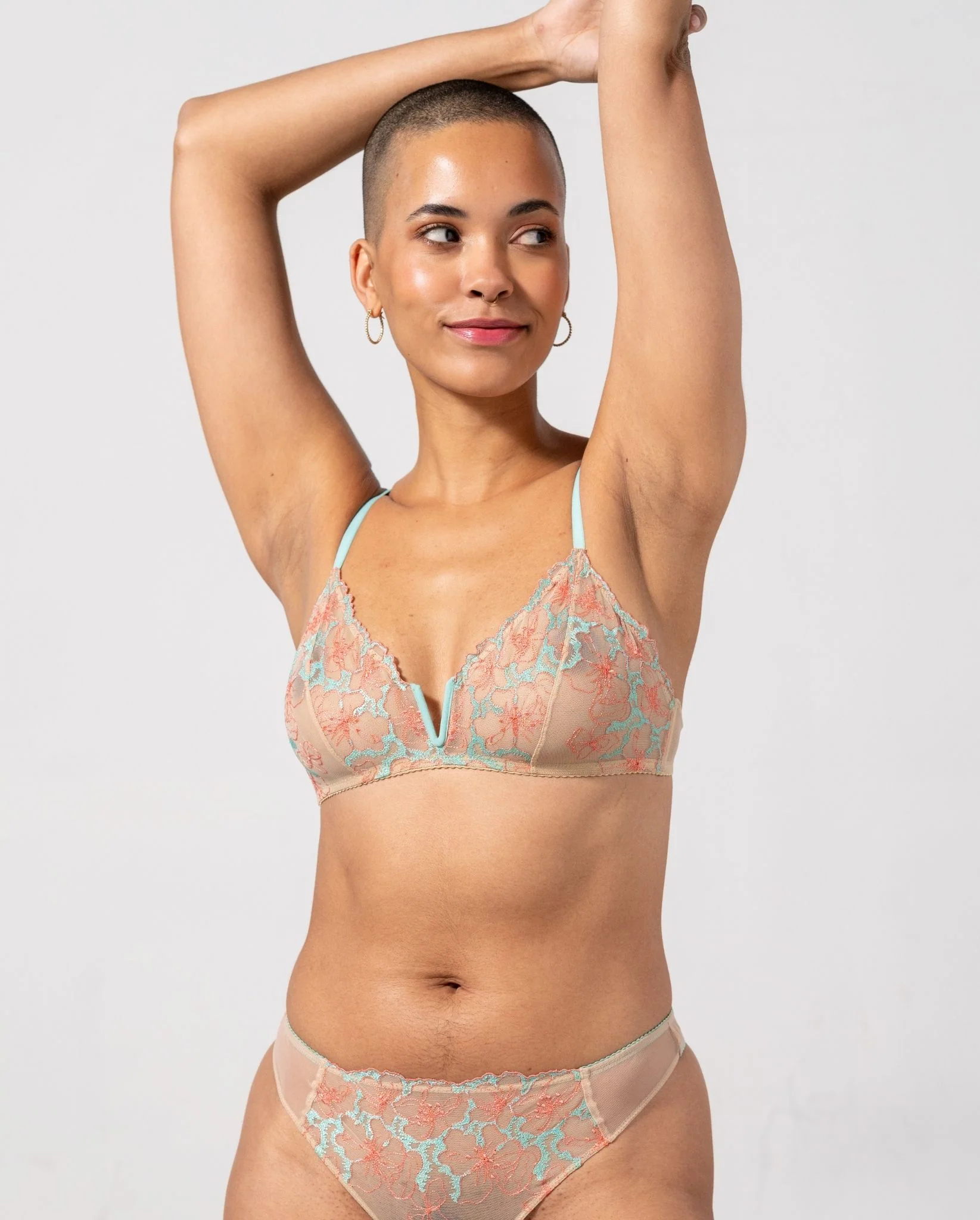 Mesh V-Balconette Warm Nude/Coral/Turquoise - Image 7
