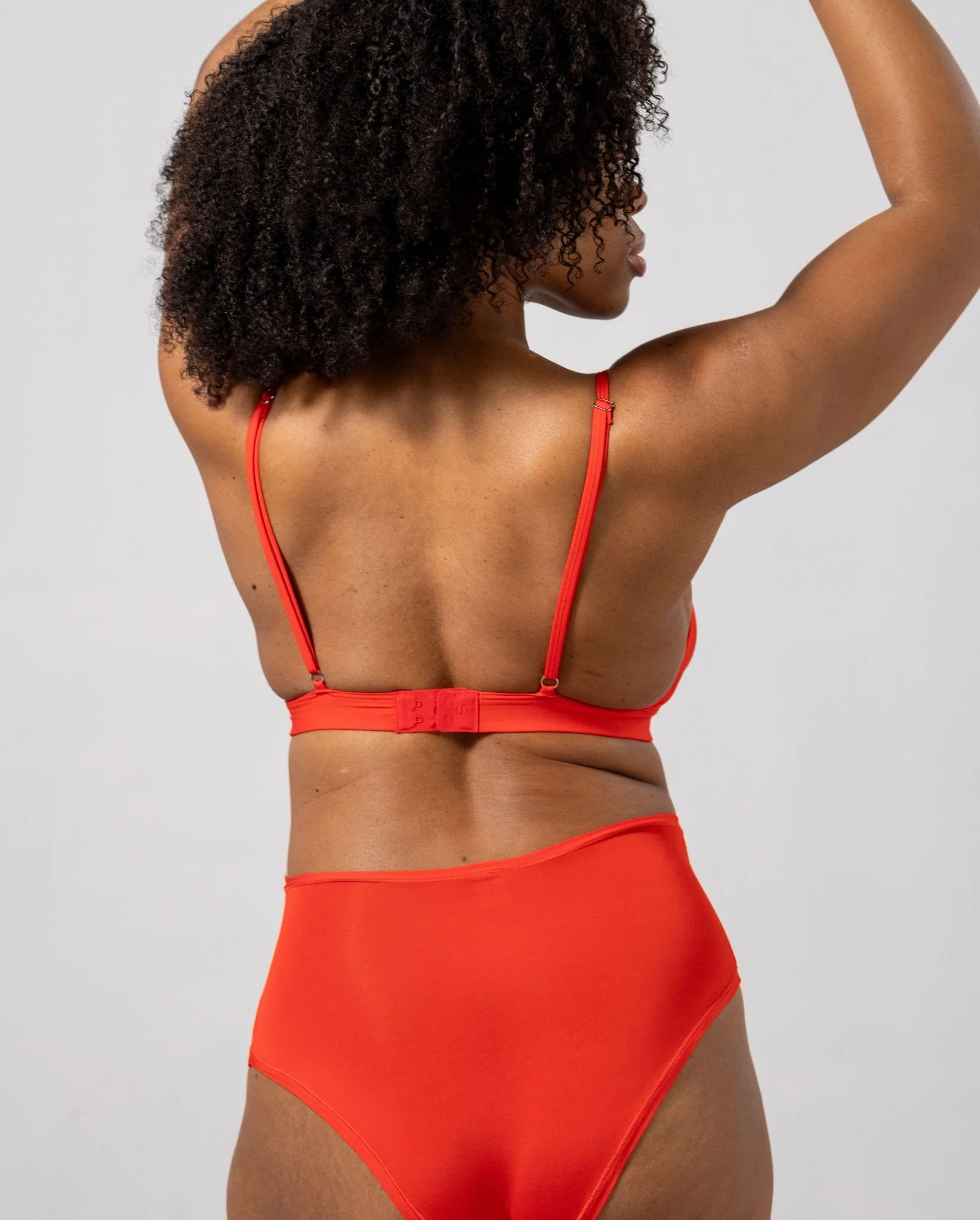 Micro Scoop Bralette Fiery Red - Image 10