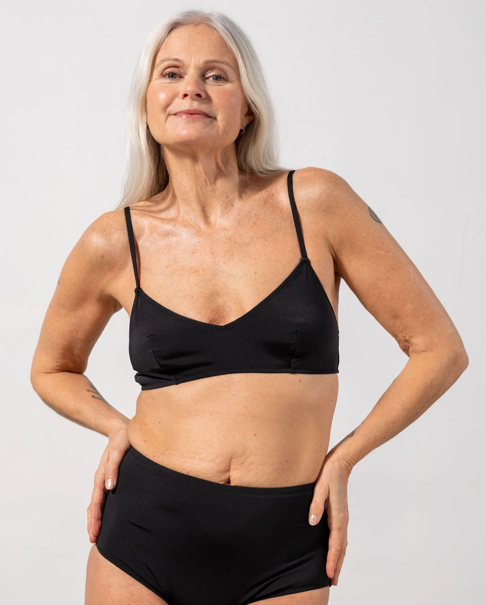Strappy Scoop Bikini Top Black - Image 4