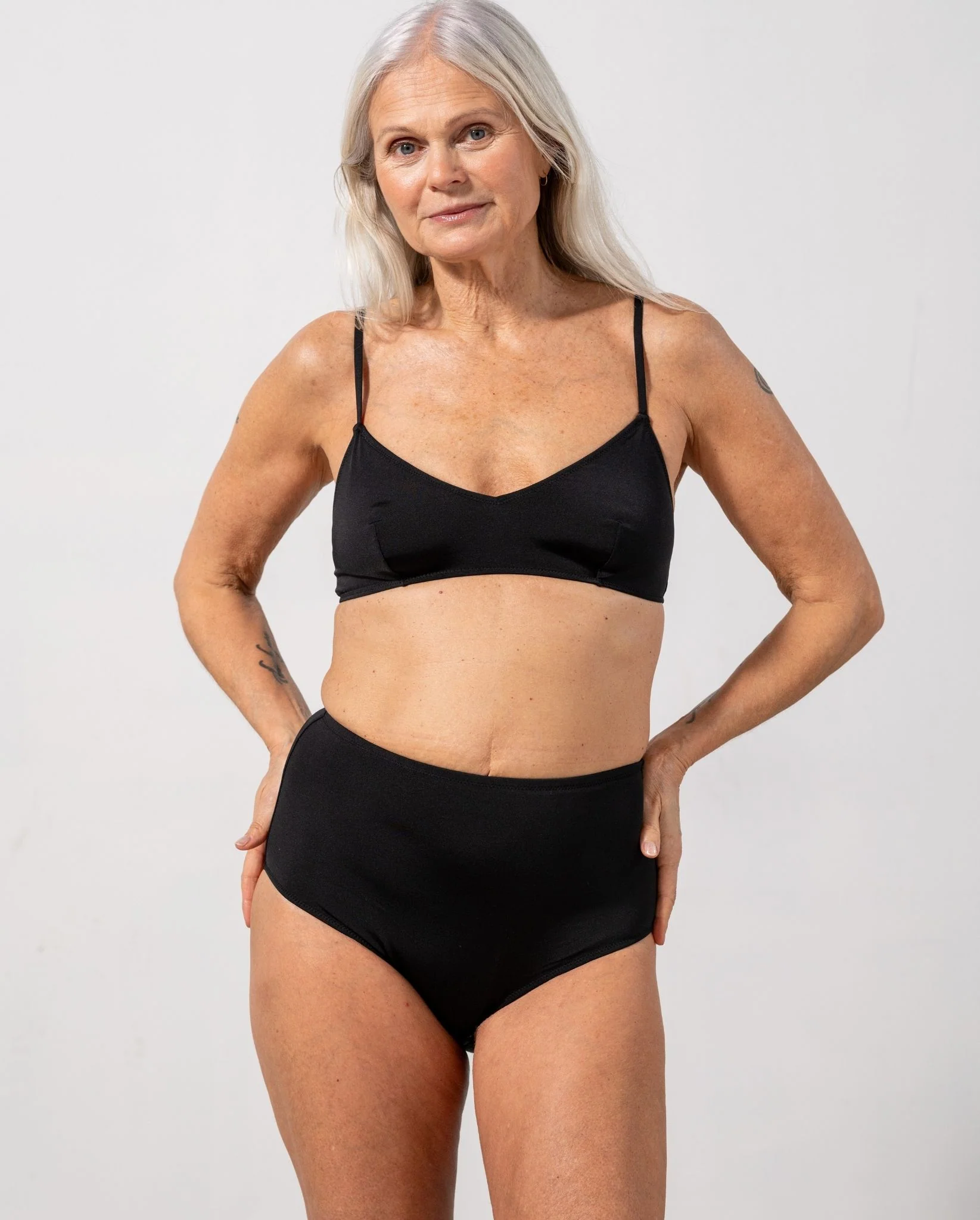 Strappy Scoop Bikini Top Black - Image 7
